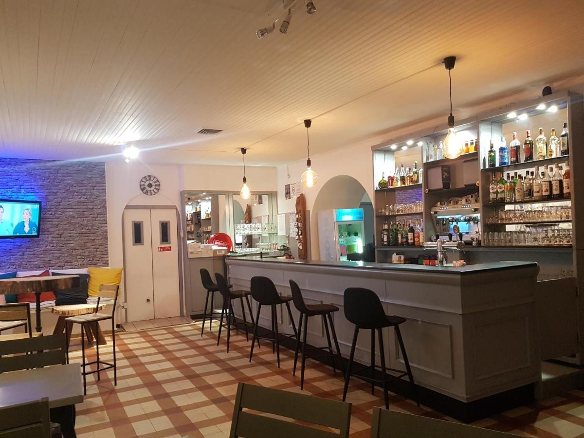 Le Saint Jean Hotell Barbentane Exteriör bild