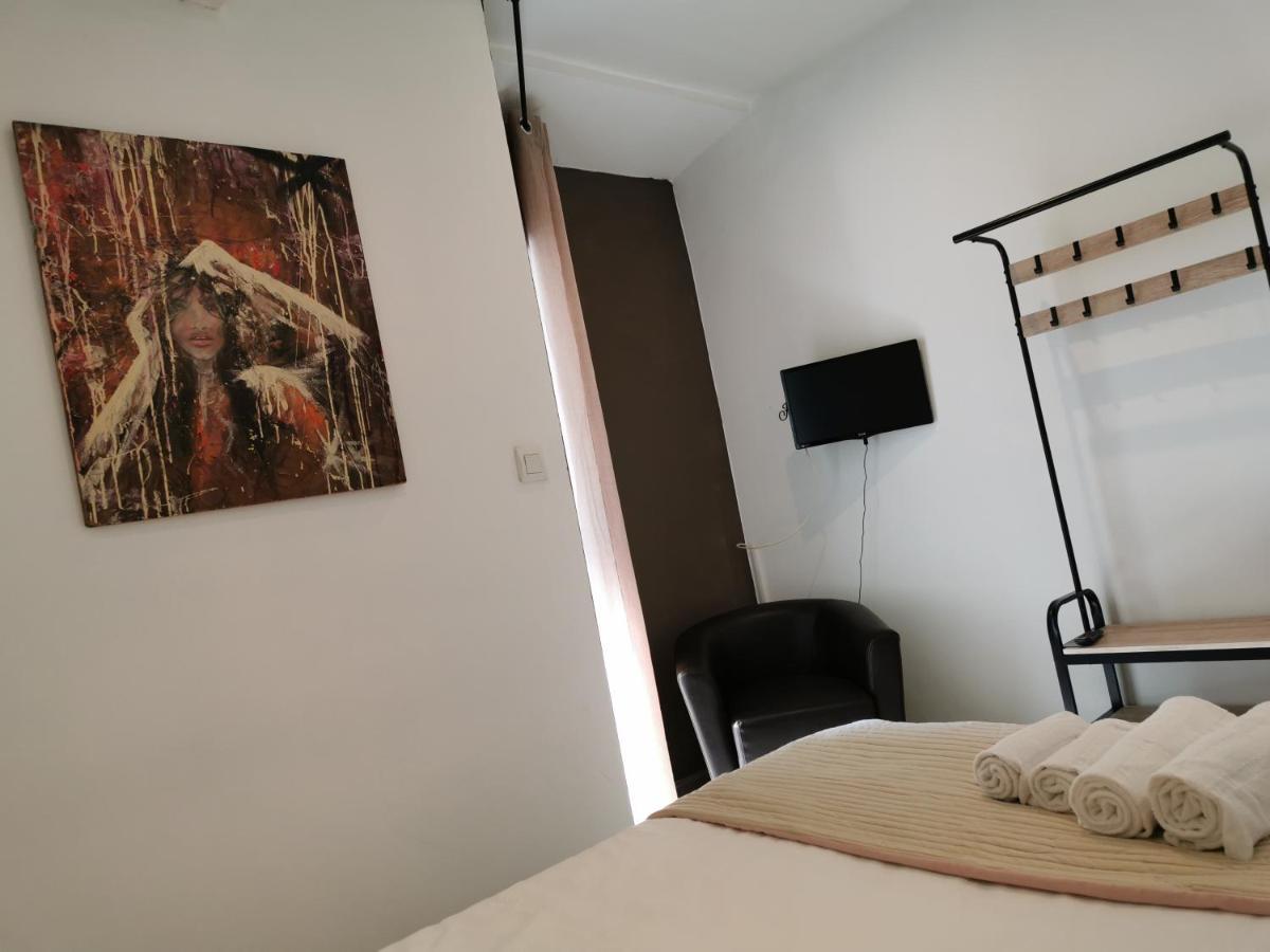 Le Saint Jean Hotell Barbentane Exteriör bild